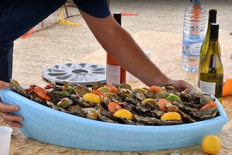 Dégustations huitres et plateaux de fruits de mer grande qualité sur place à la cabane lagarre
